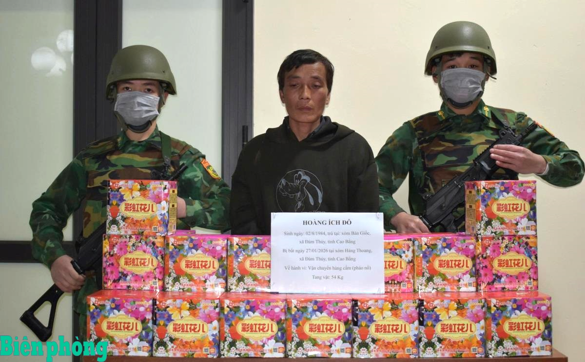 Bộ đội Biên phòng tỉnh Cao Bằng liên tiếp bắt 2 vụ vi phạm pháp luật